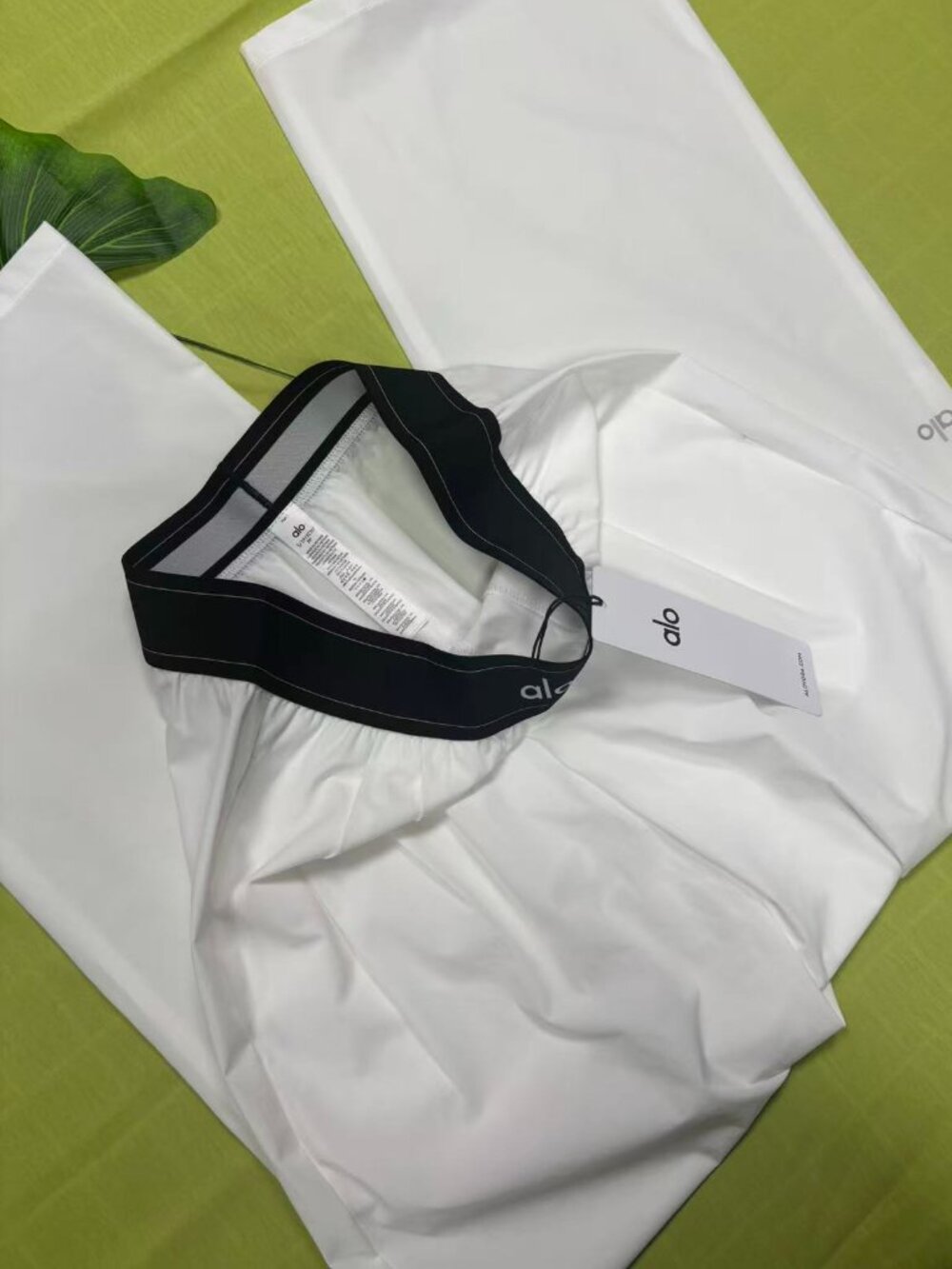 Alo Yoga Suit Up Trouser, White Sizes XS–M Regular Fit 📦Office Essential - Picture 4 of 9